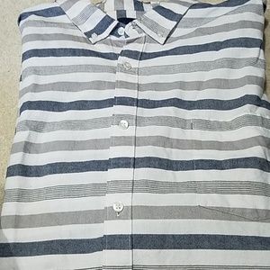 Mens short sleeve shirt new without tags